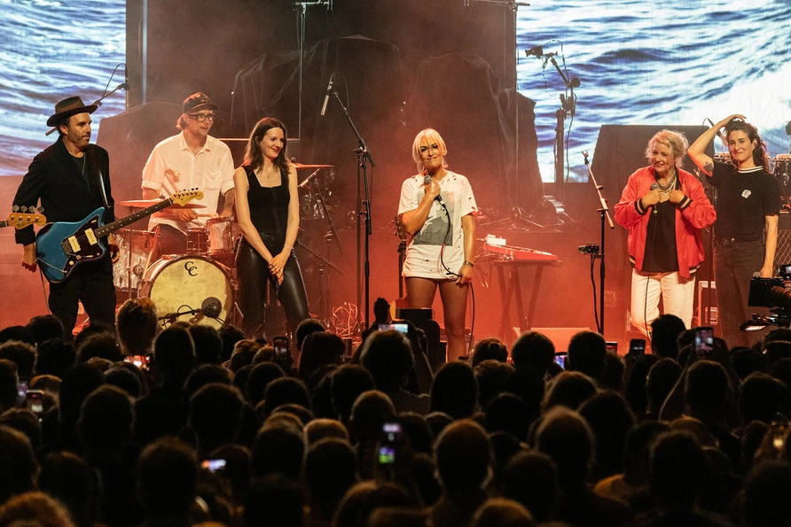 Broken Social Scene at Brooklyn Paramount