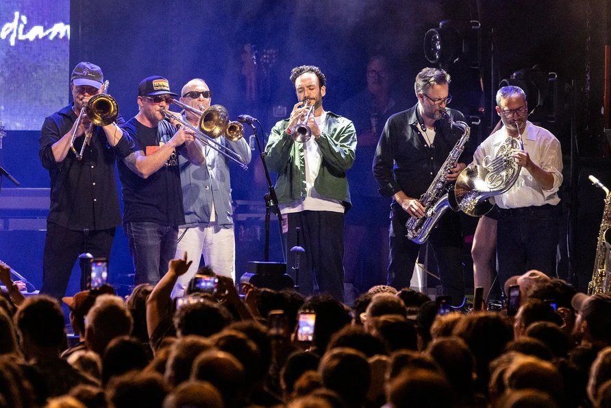 Broken Social Scene at Brooklyn Paramount