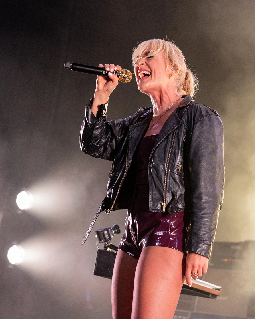 Metric at Brooklyn Paramount