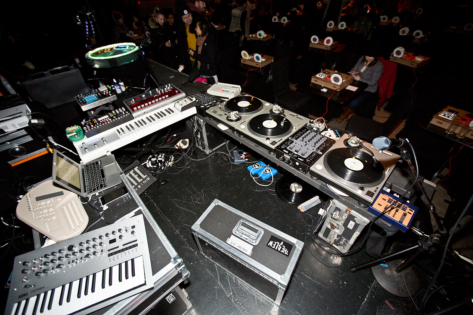 Kid Koala led a Turntable Orchestra of audience members at Le