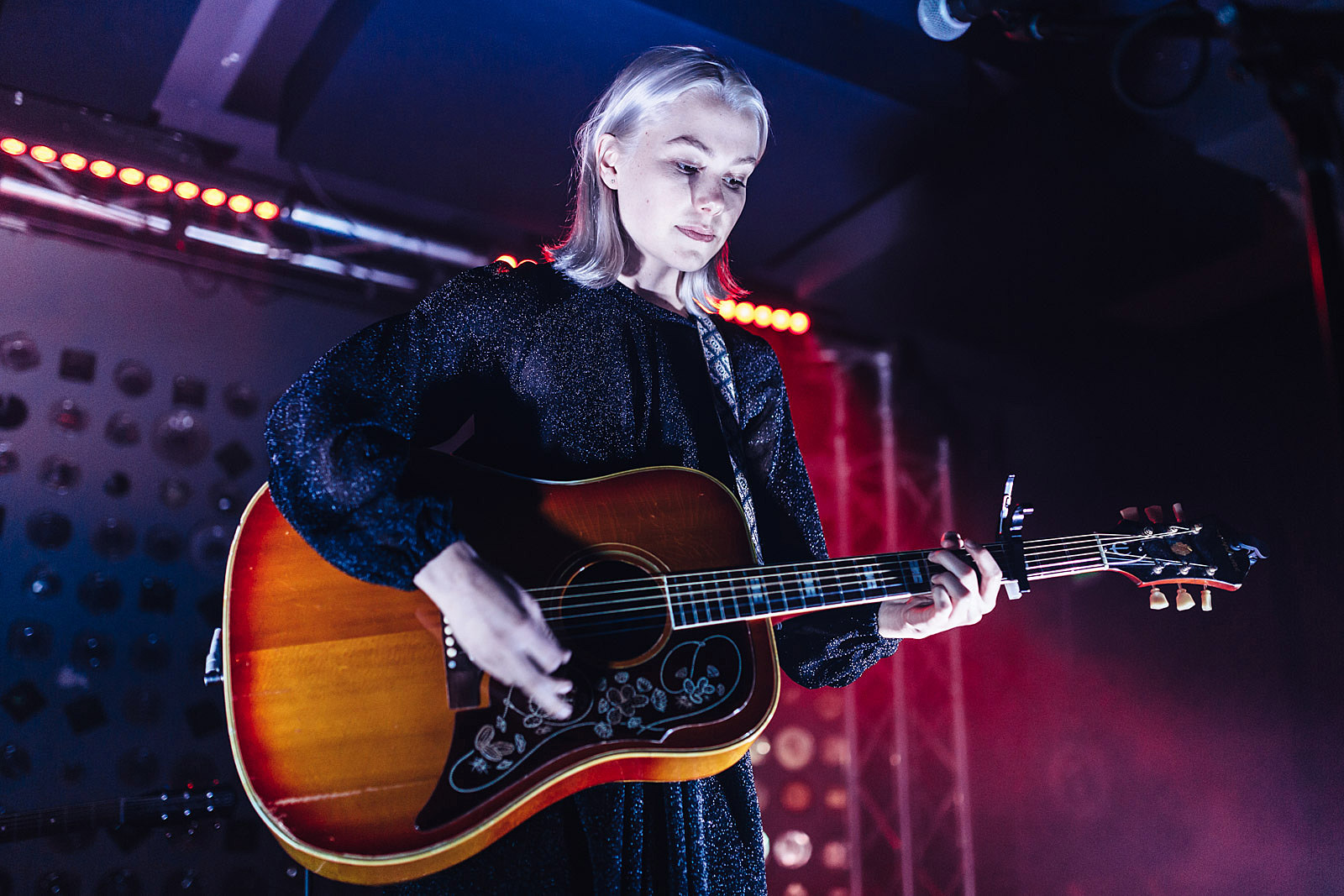 Phoebe Bridgers covered Tom Petty & played her new LP at Baby's
