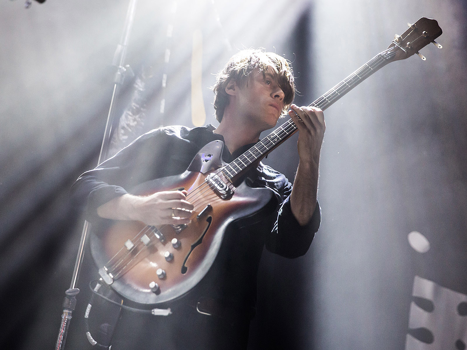 Cut Worms shares new single, touring