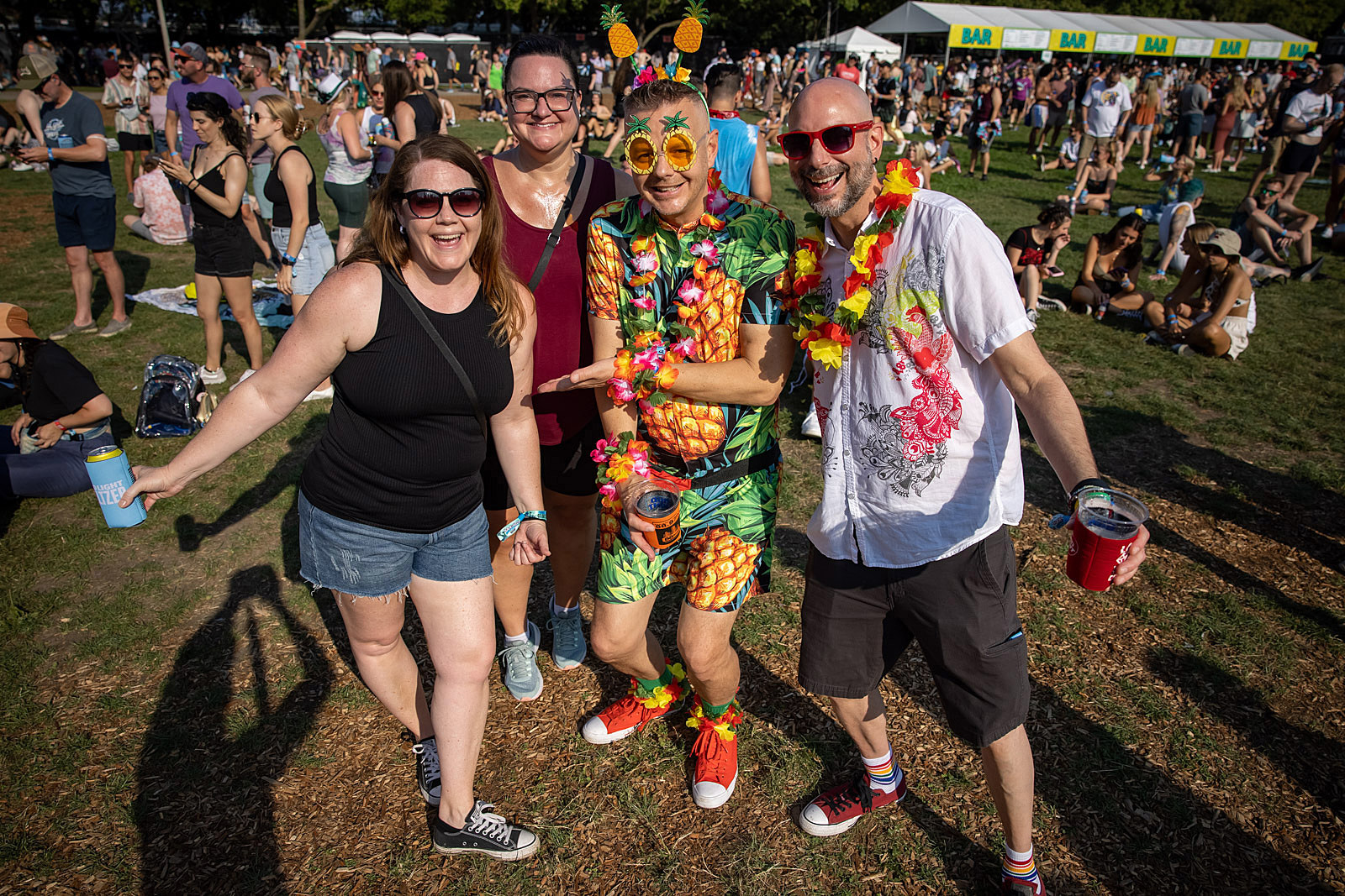 Lollapalooza 2021 Thursday pics & video (Miley Cyrus, Jimmy Eat World ...