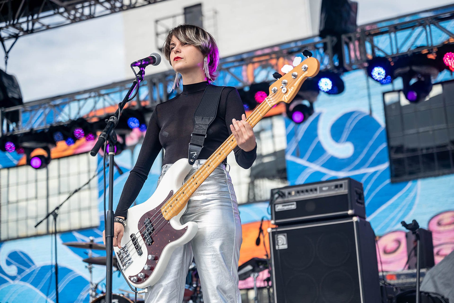 Frantic City pics & review: Yo La Tengo, Snail Mail, Samiam, Bouncing ...