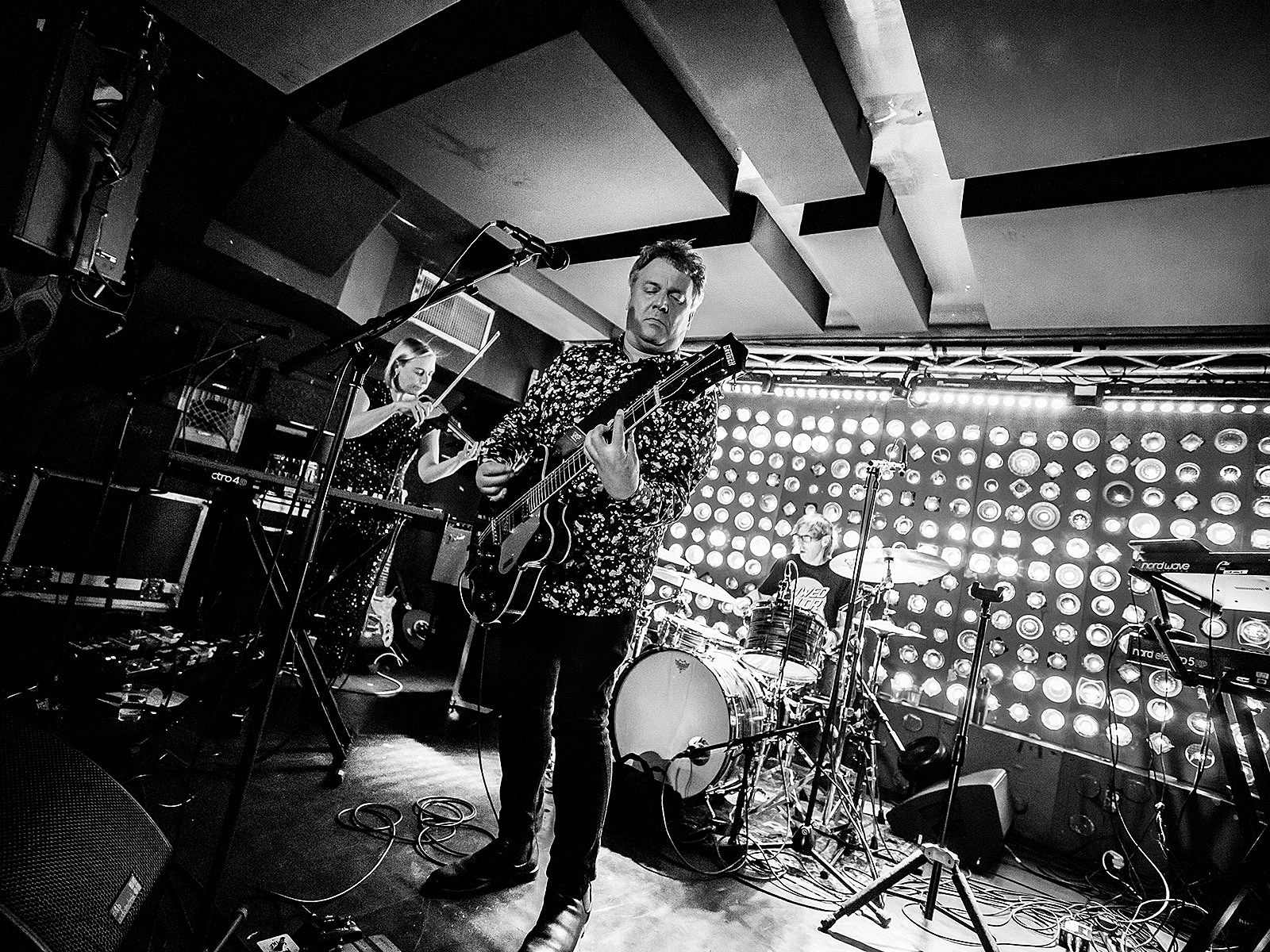 The Chills wrapped up their tour with Unwed Sailor at Baby's All Right ...
