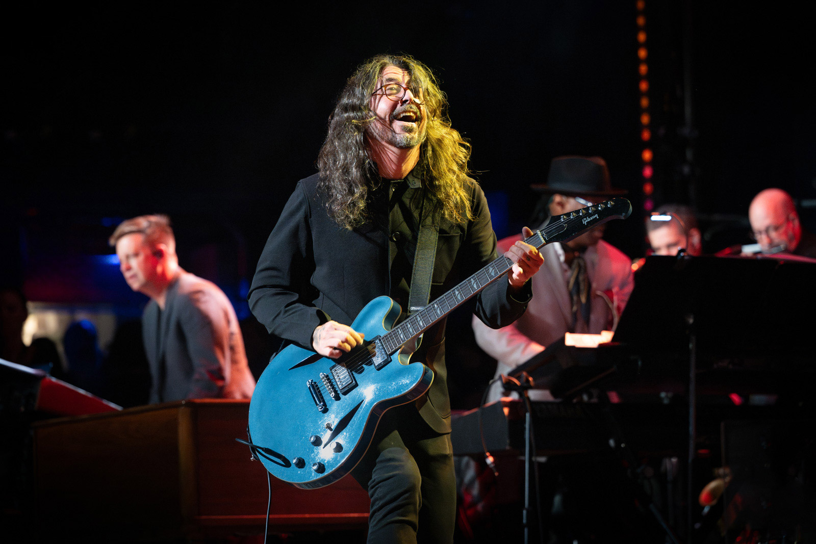 Love Rocks NYC 2024: Dave Grohl covered "Live and Let Die" ++ The Black  Keys, Tom Morello, more (pics, video)
