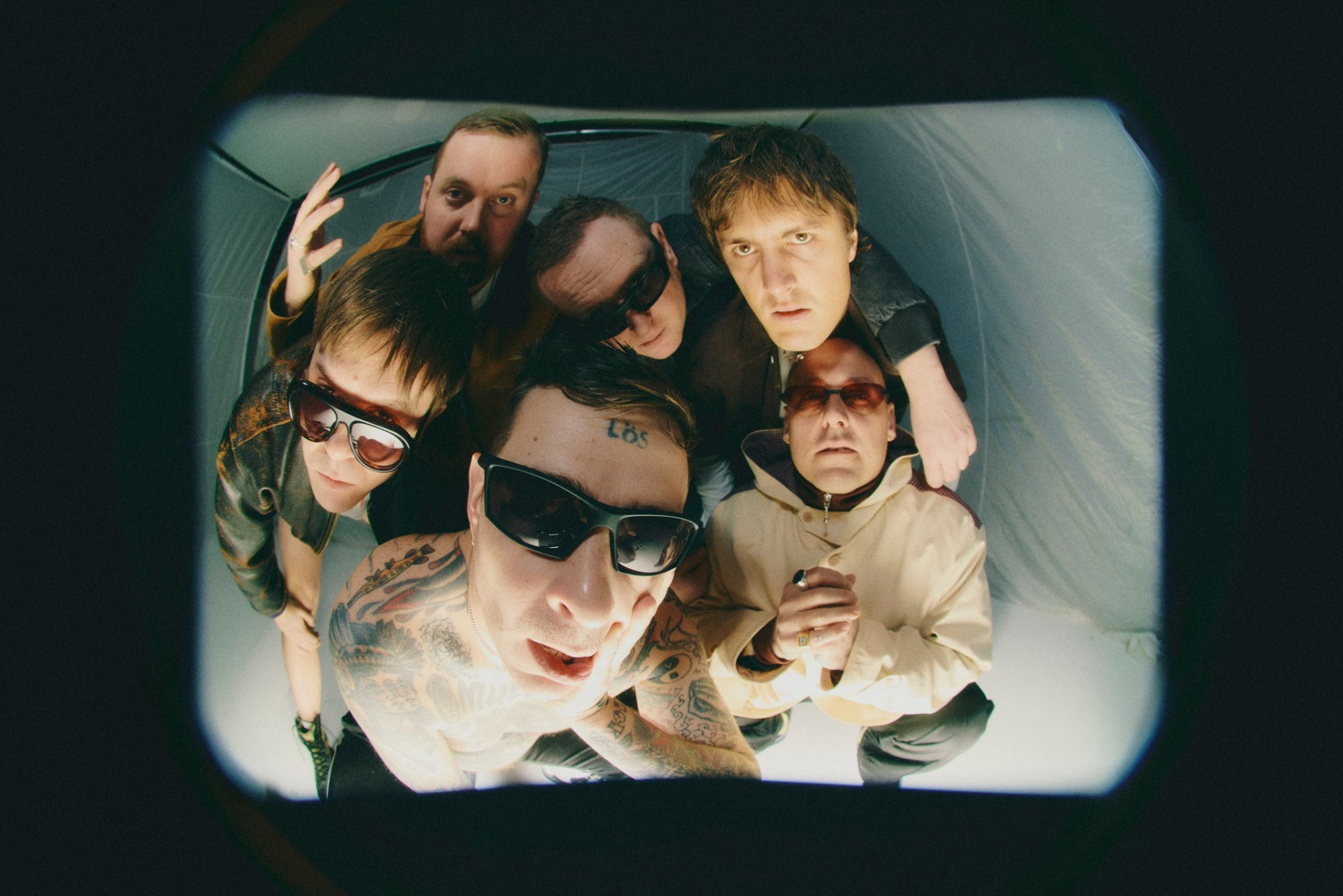 Horses and chariots in ancient warfare (Exodus 14) | larshaukeland, image size:1920x1281