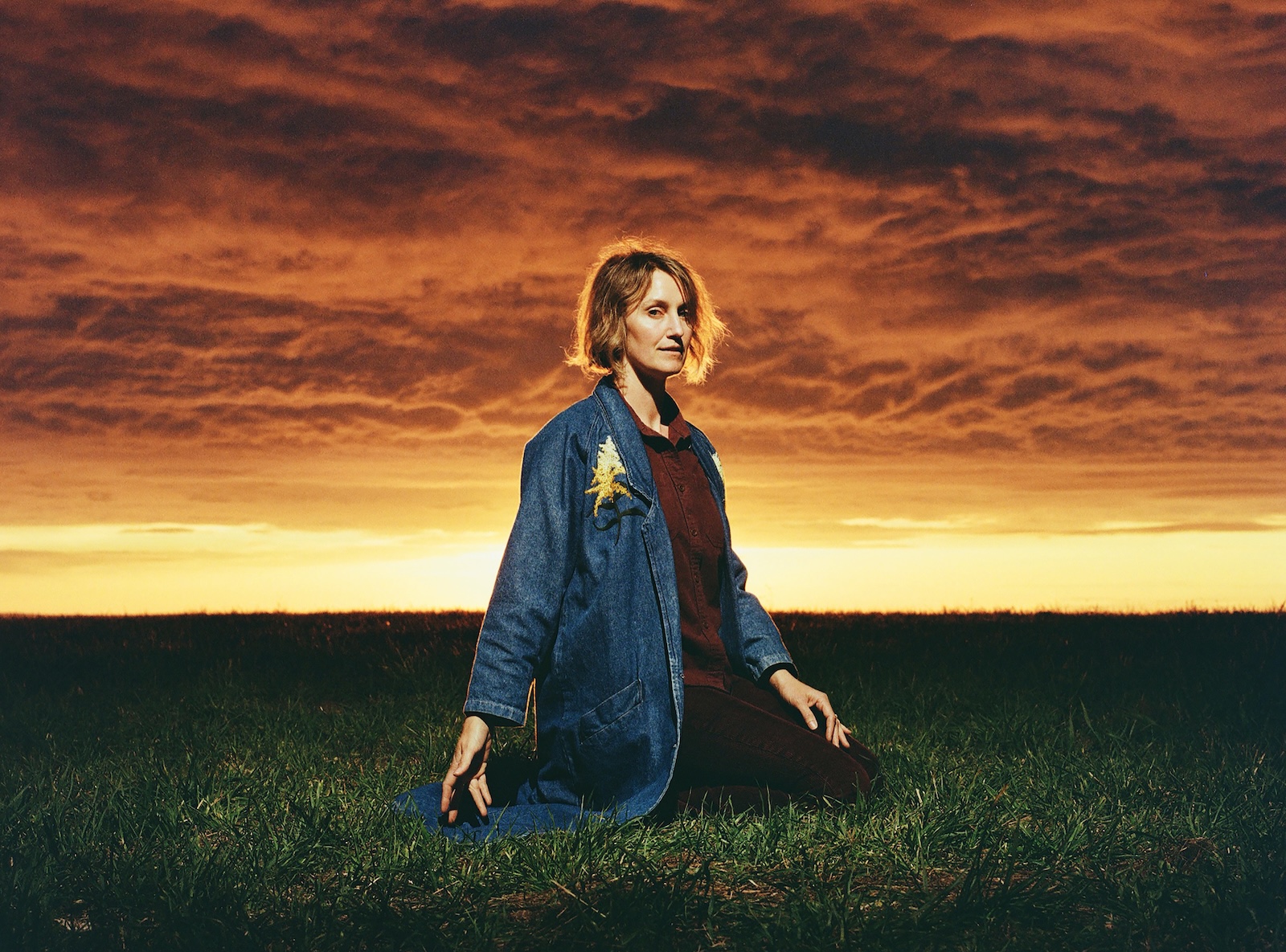 Joan Shelley announces new album & tour, shares "Everybody"