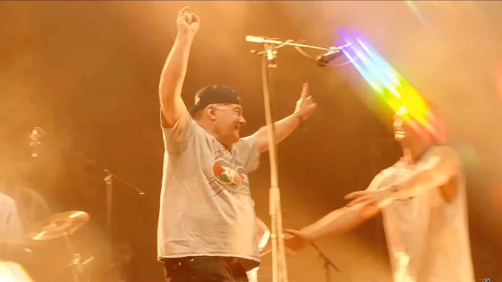 Watch Jello Biafra join King Gizzard & The Lizard Wizard on Dead Kennedys' "Police Truck"