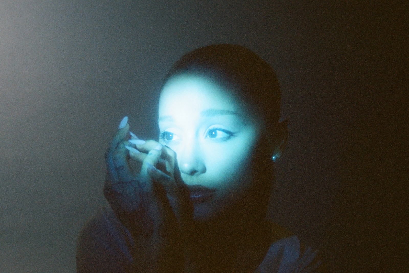 Ariana Grande announces first tour in 6 years