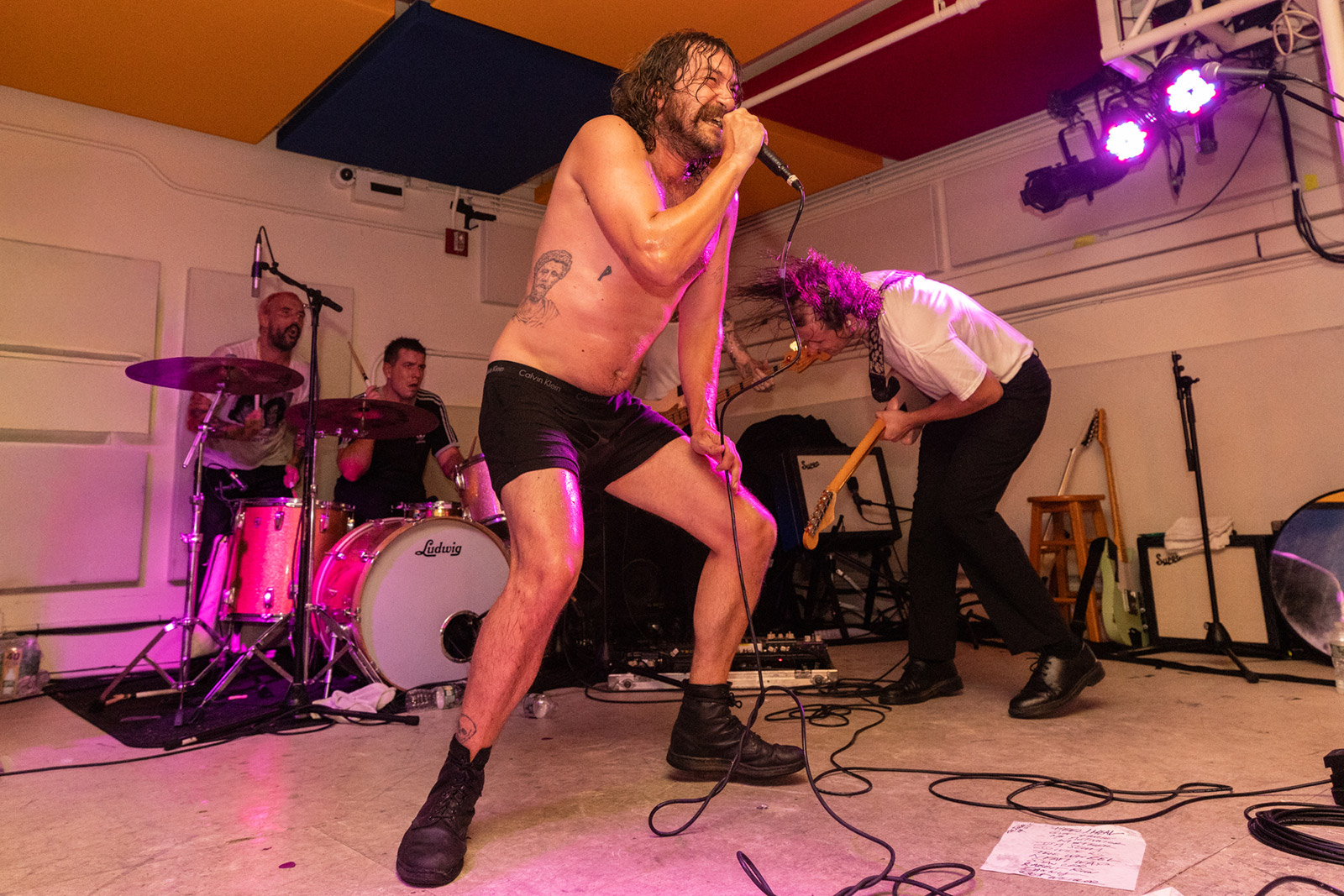 IDLES at NIght Club 101
