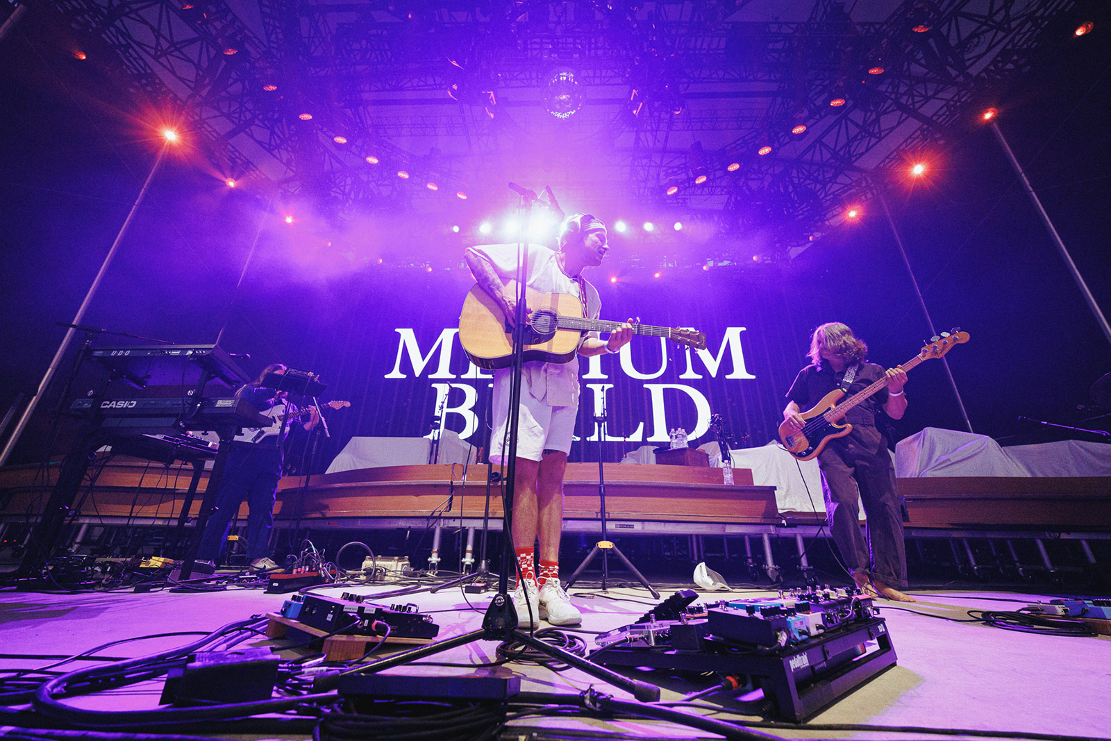 Tyler Childers played 2 Forest Hills Stadium shows with Medium Build