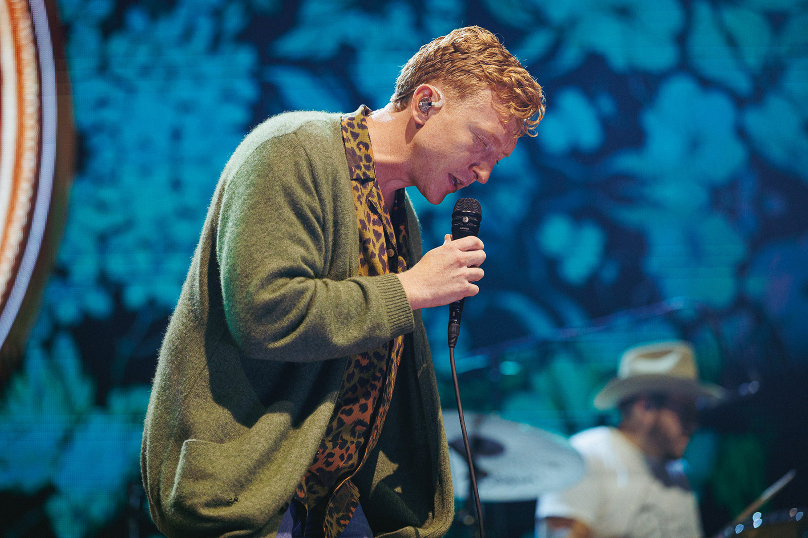 Tyler Childers played 2 Forest Hills Stadium shows with Medium Build