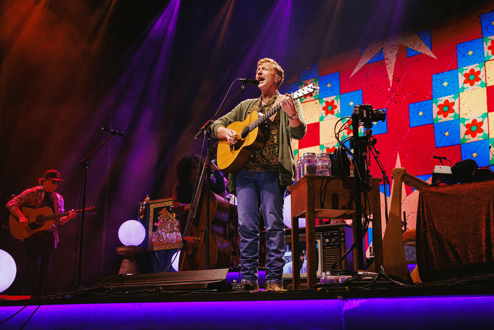Tyler Childers played 2 Forest Hills Stadium shows with Medium Build