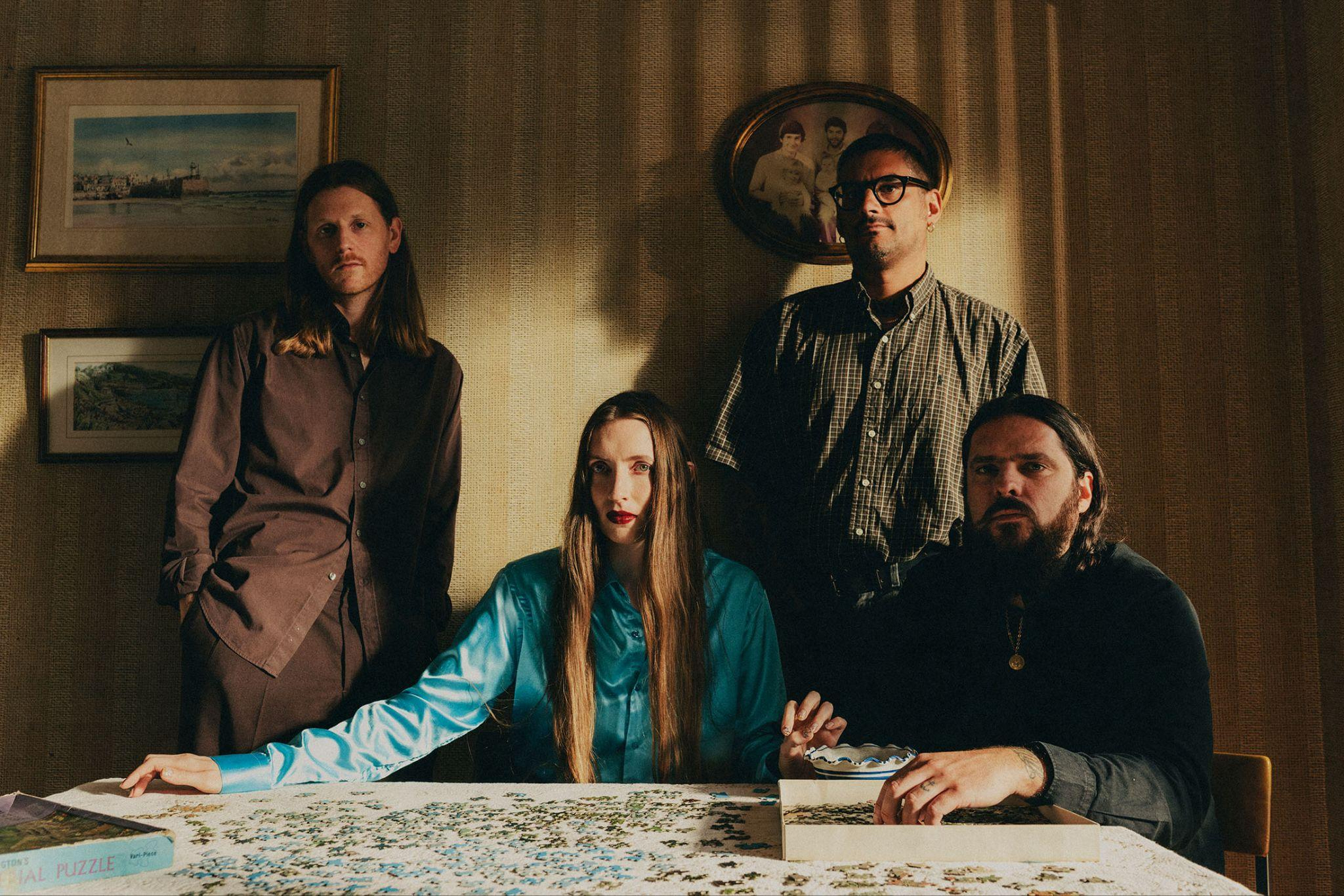 Dry Cleaning announce 2026 tour with YHWH Nailgun