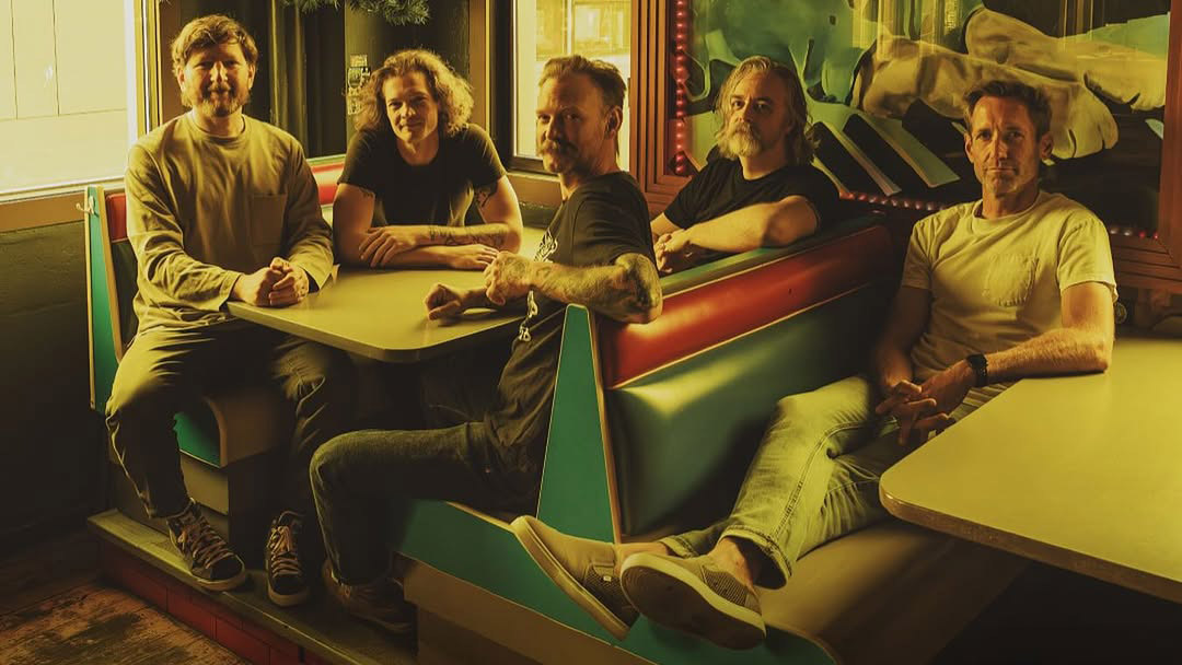 Minus the Bear livestreaming ‘Menos El Oso’ 20th anniversary show from NYC