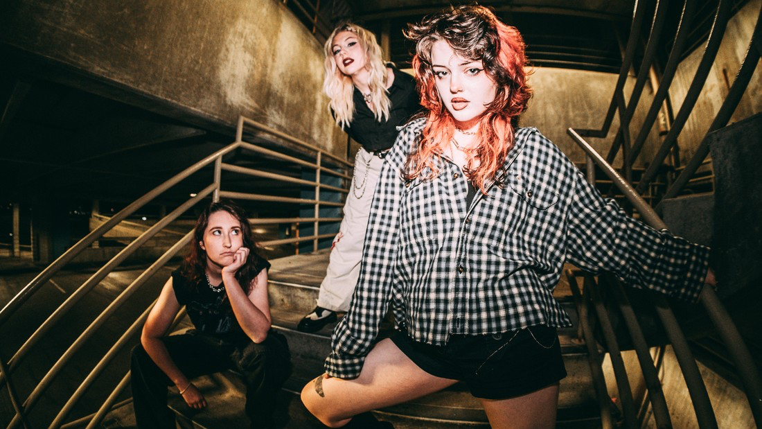 VIAL announce new LP ‘Hellhound’ & tour, share “Never Been Better”