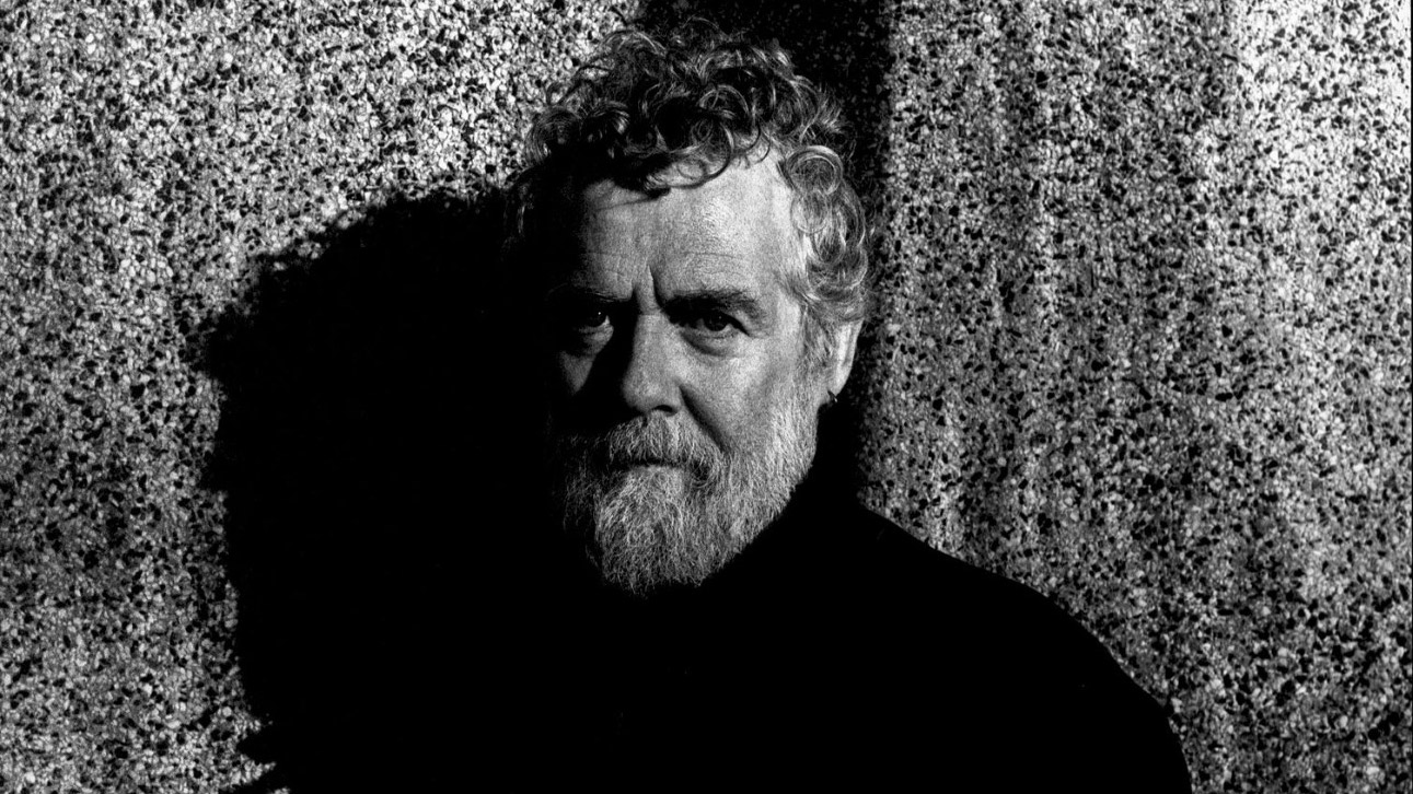 Glen Hansard announces new live album & tour, shares “Didn’t He Ramble” video
