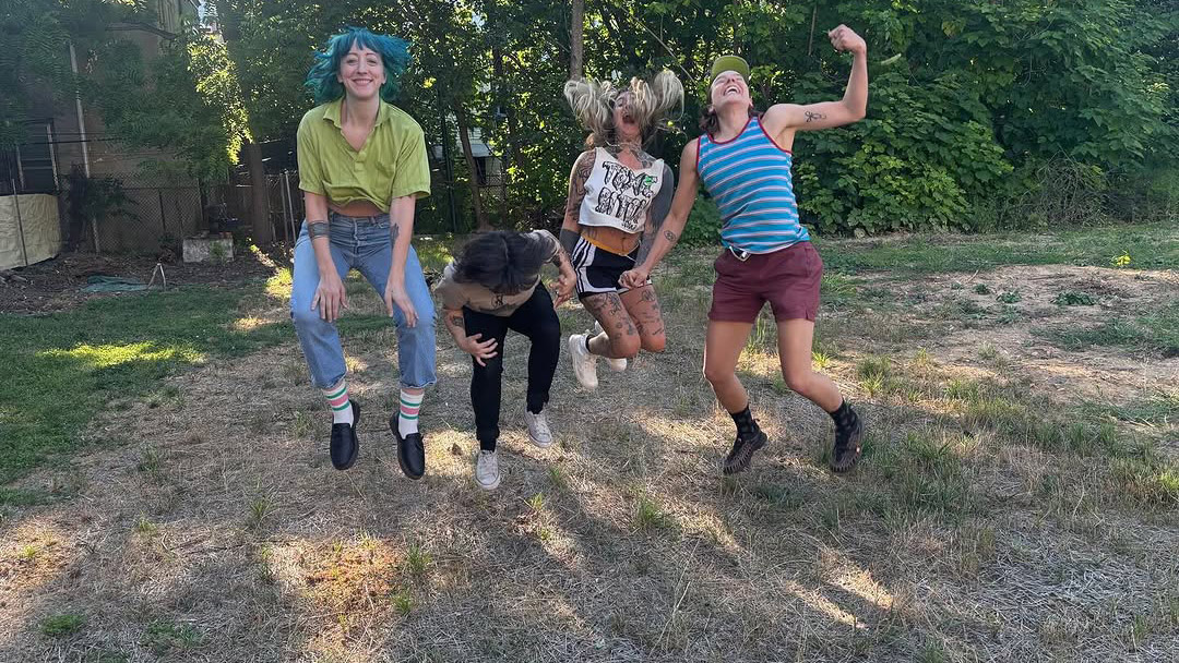 Screaming Females & Gladie members form Universal Girlfriend, collabed with Tracy Bonham, opening for Saetia