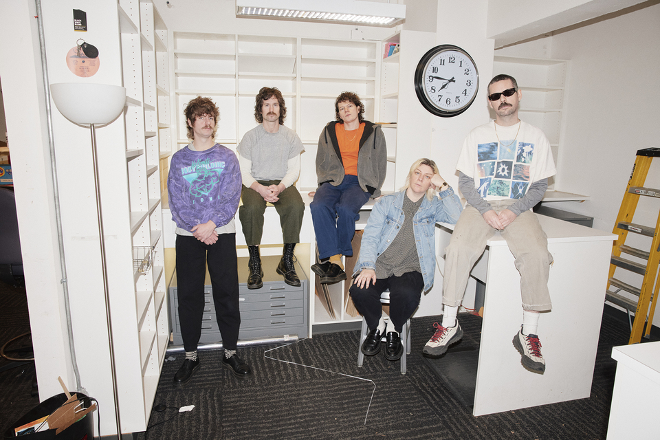 Telehealth sign to Sub Pop, announce new album & tour, share “Cool Job” video