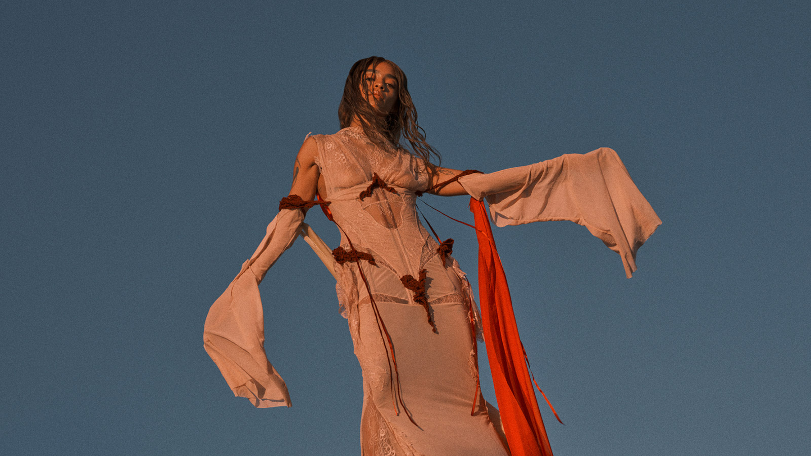 Kelsey Lu announces first LP in 7 years ft. Kim Gordon, Kamasi Washington & more, shares “Running to Pain”