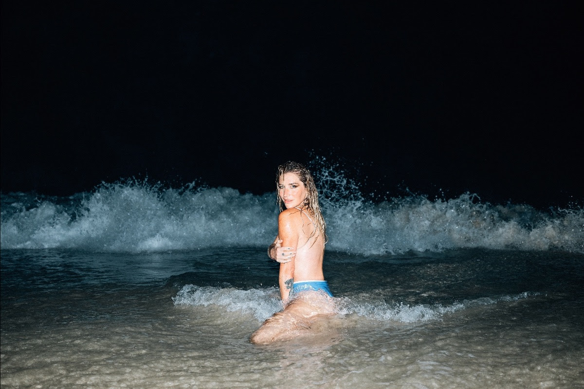 Tour news: Kesha / Chromeo, Bryan Adams / Pat Benatar, TLC / Salt-N-Pepa / En Vogue, Ca7riel & Paco Amoroso, Ice-T, more