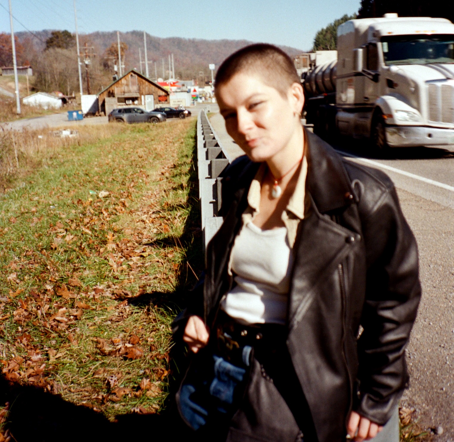 Zoh Amba announces Matador debut, touring with Courtney Barnett (hear “Another Time”)