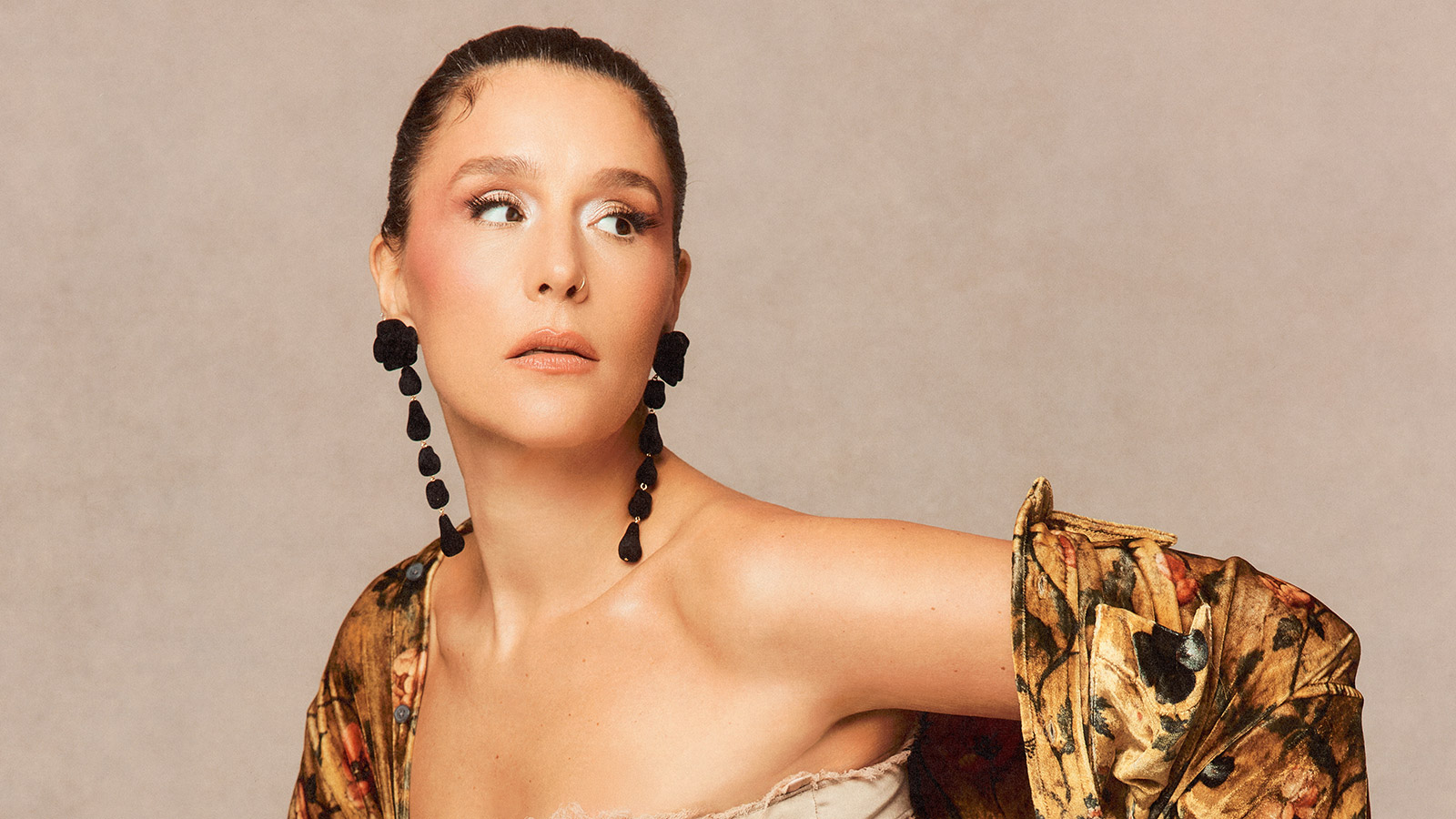 Jessie Ware announces fall tour, Radio City Music Hall included