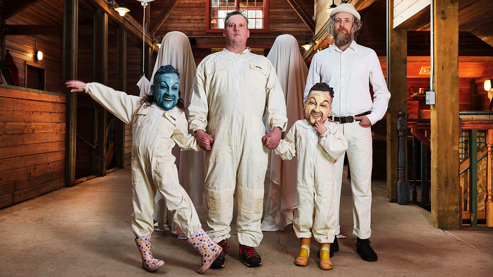 Modest Mouse announce new LP & fall tour, share “Picking Dragons’ Pockets” (BV Presale for NYC)