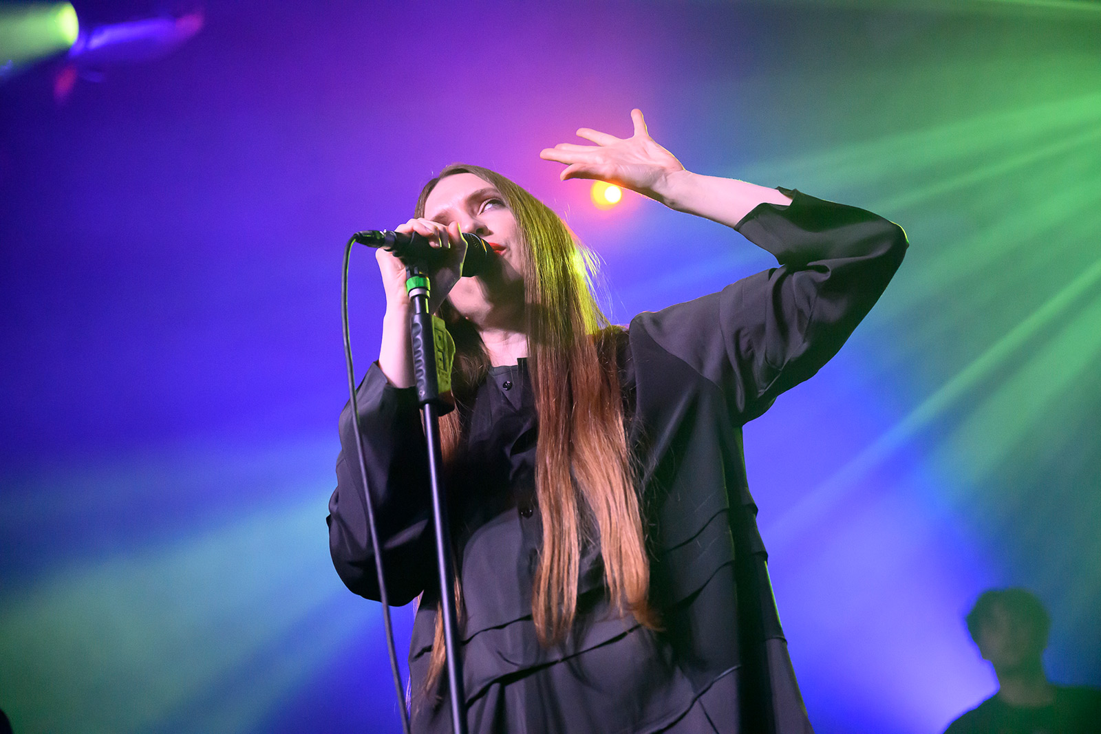 Dry Cleaning, with Snõõper, performs at Brooklyn Steel (pics, video, setlists)