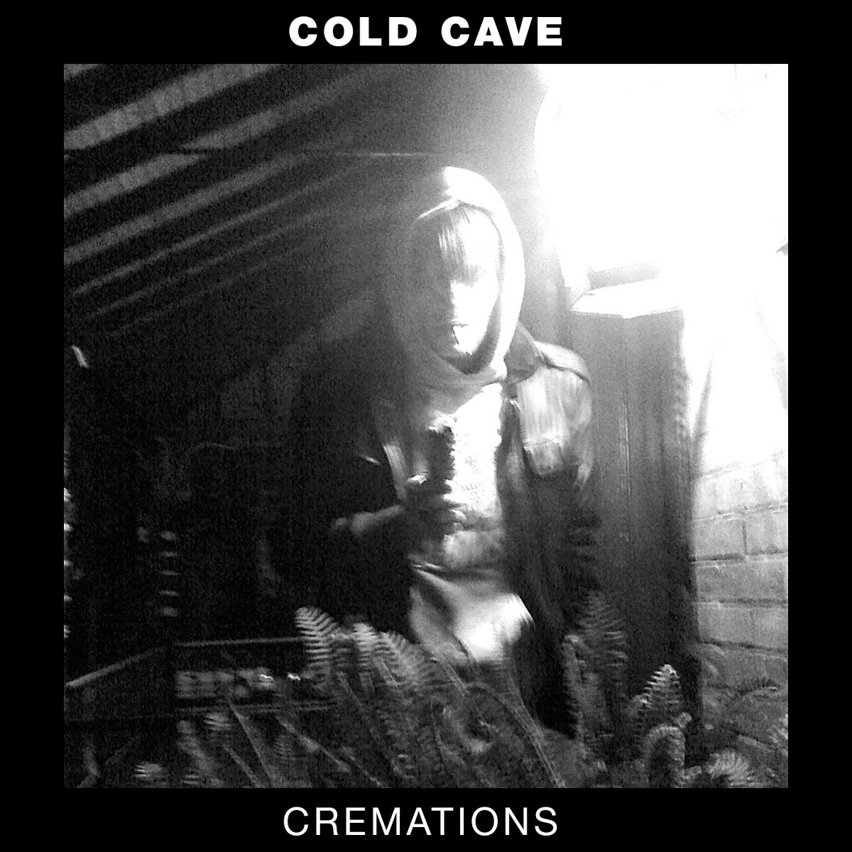 Cold cave performing ‘Cremations’ live for the first time ever at LA & NYC shows