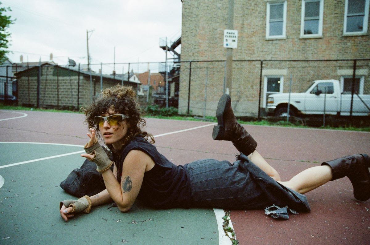 Squirrel Flower Reveals New Album and Fall Tour, Drops New Single “Reelin'”